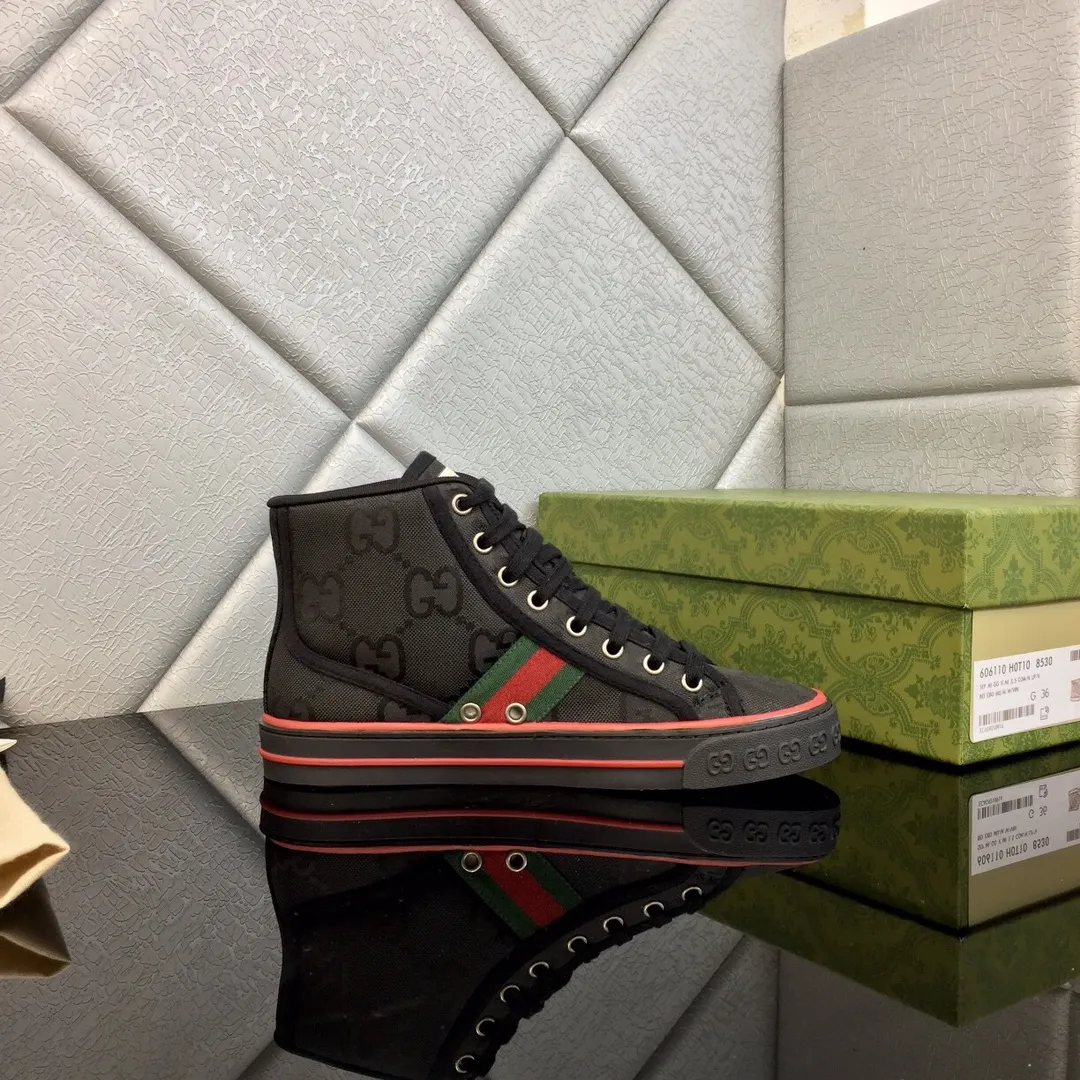 👟👟Ex-factory price 480👟👟 Women's Shoes Factory GUCCI 2020 latest classic 1977 low-cut double G canvas shoes, original purchase, 1:1 development, original lasting process. Size: 35-45/45. Customized items are non-returnable and must be paid first. . ...new version complete package...